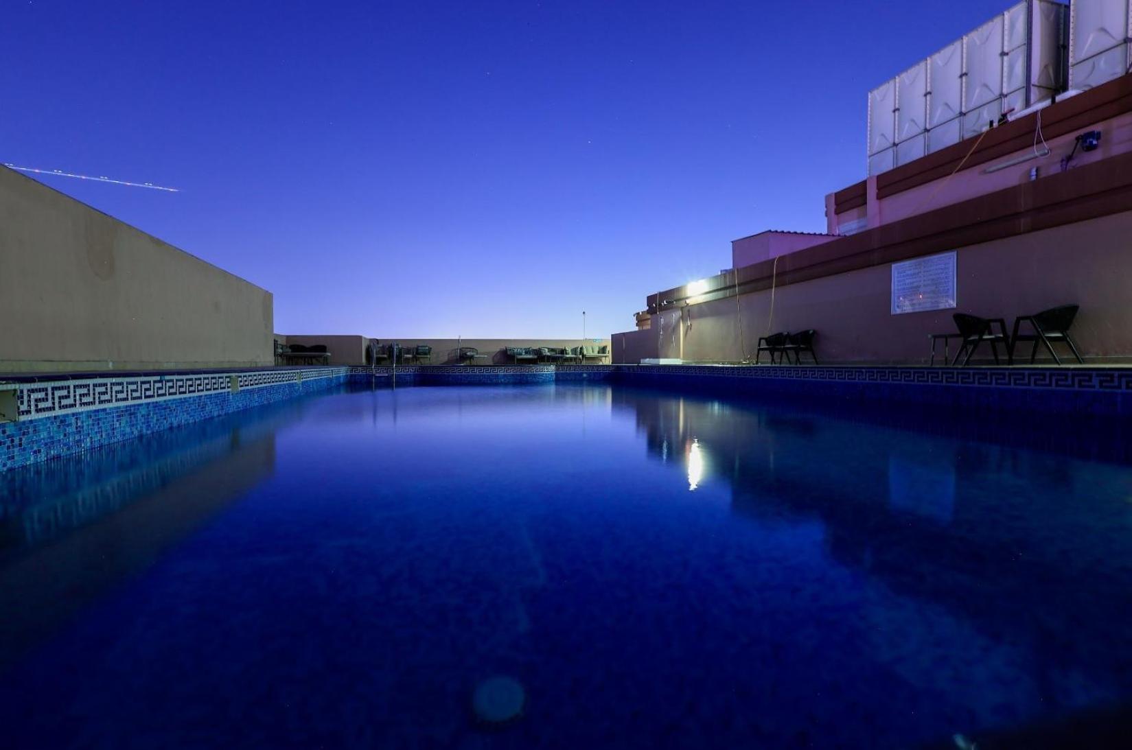 Best Western Premier M Four Hotel Dubai Exterior photo