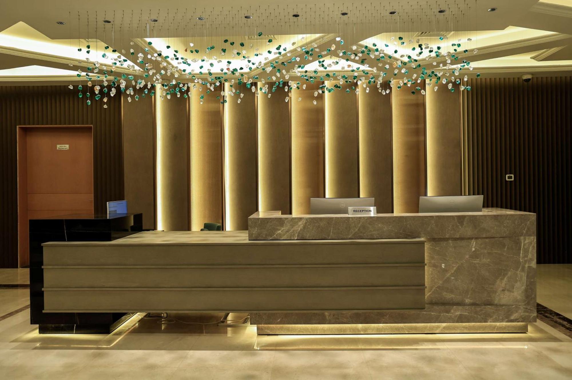 Best Western Premier M Four Hotel Dubai Exterior photo