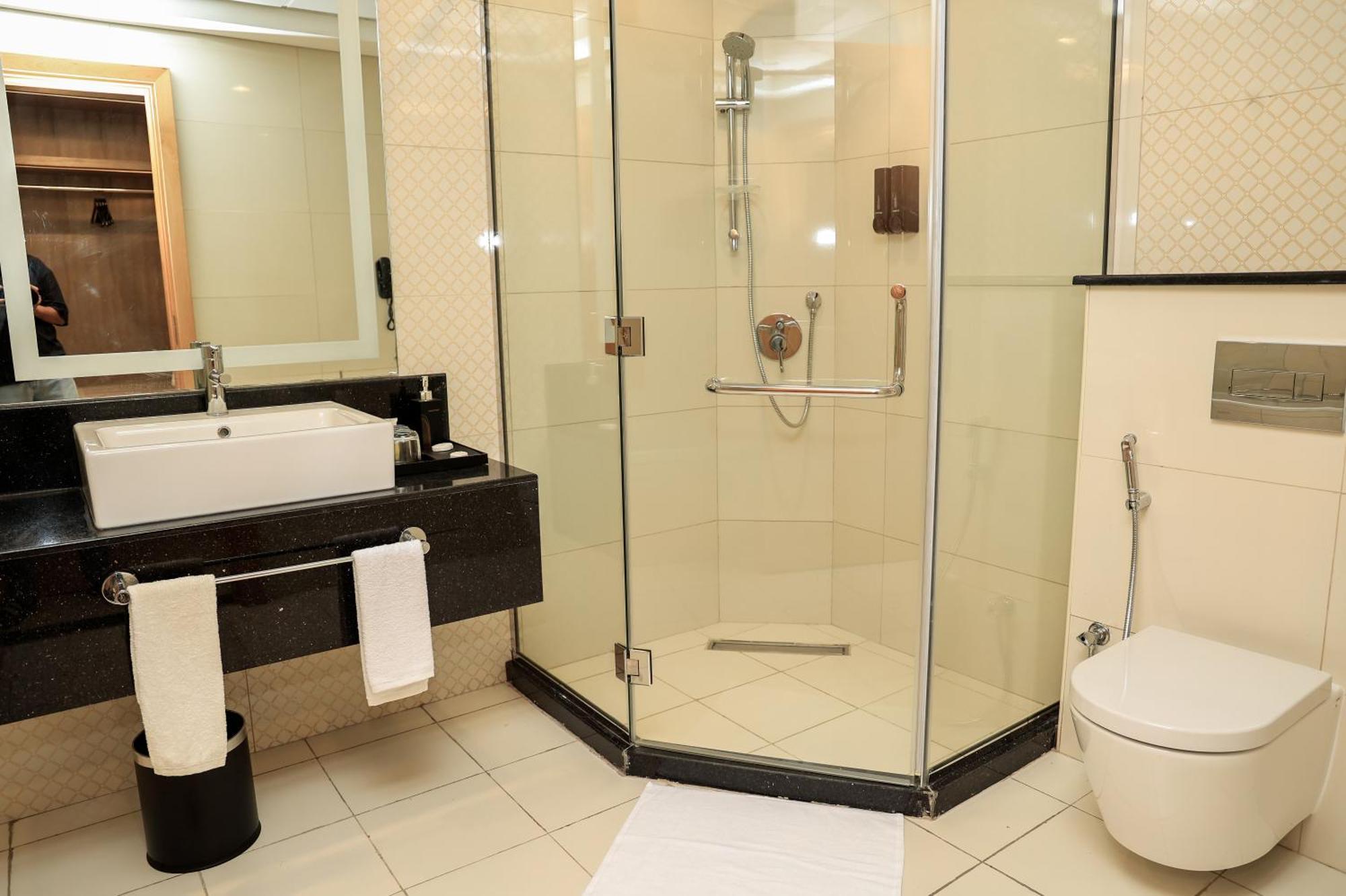Best Western Premier M Four Hotel Dubai Exterior photo