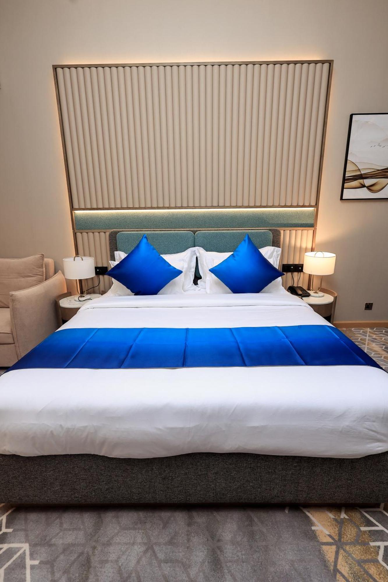 Best Western Premier M Four Hotel Dubai Exterior photo